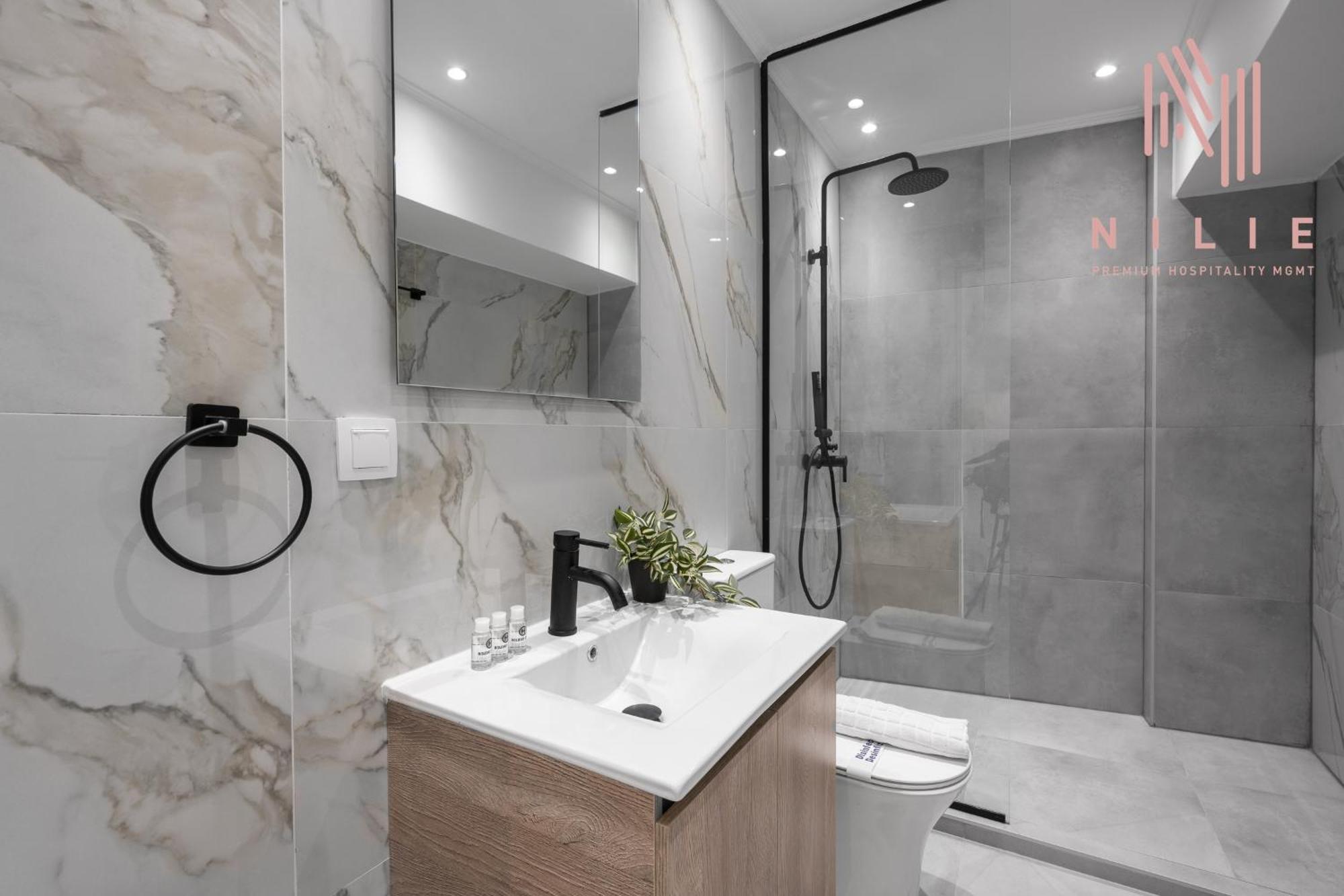 Next Door, Nilie Hospitality Mgmt Apartment Tesalonika Bagian luar foto