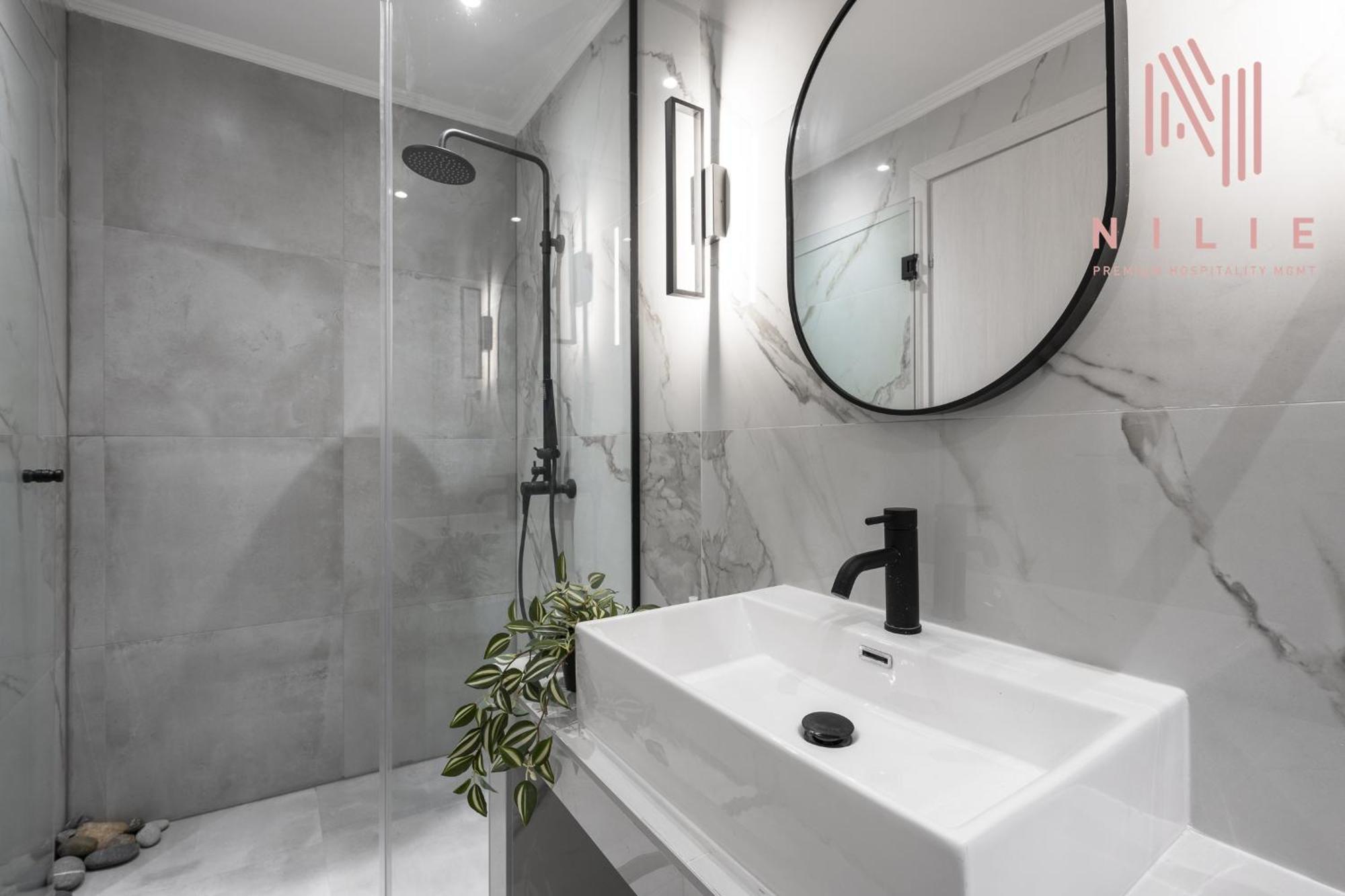 Next Door, Nilie Hospitality Mgmt Apartment Tesalonika Bagian luar foto