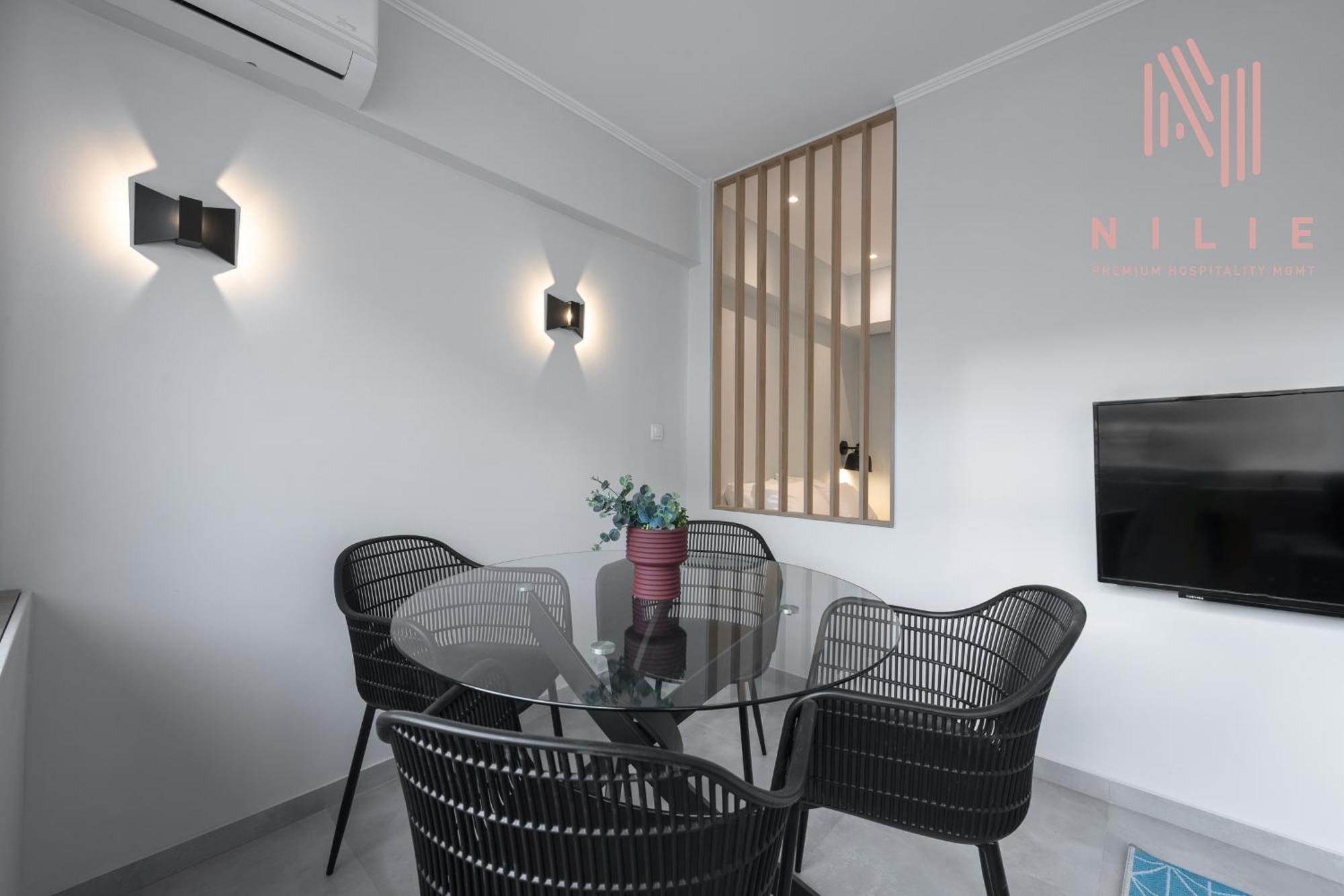 Next Door, Nilie Hospitality Mgmt Apartment Tesalonika Bagian luar foto