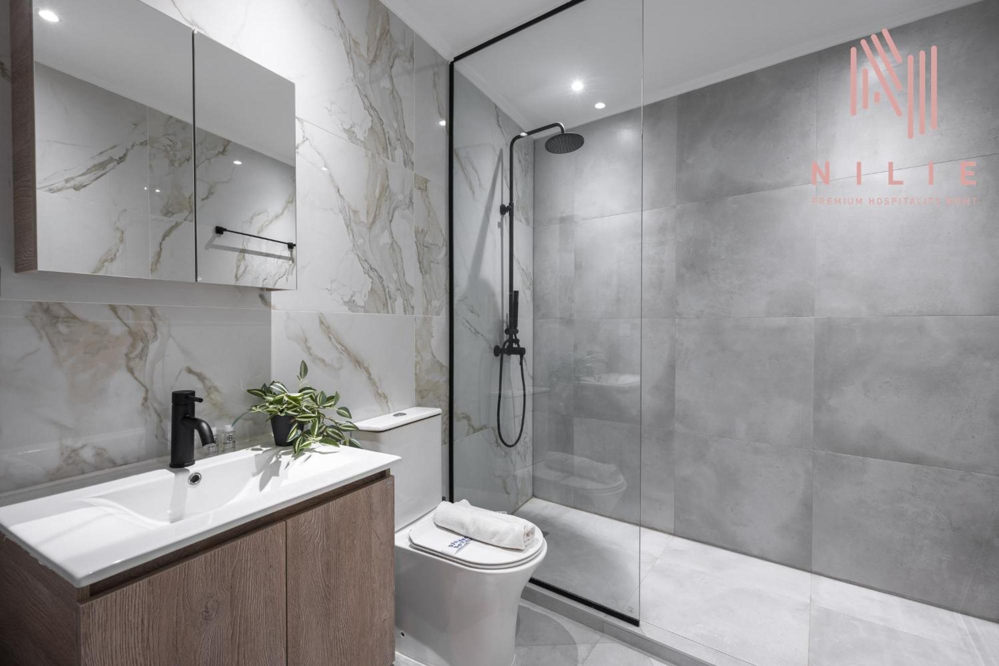 Next Door, Nilie Hospitality Mgmt Apartment Tesalonika Bagian luar foto